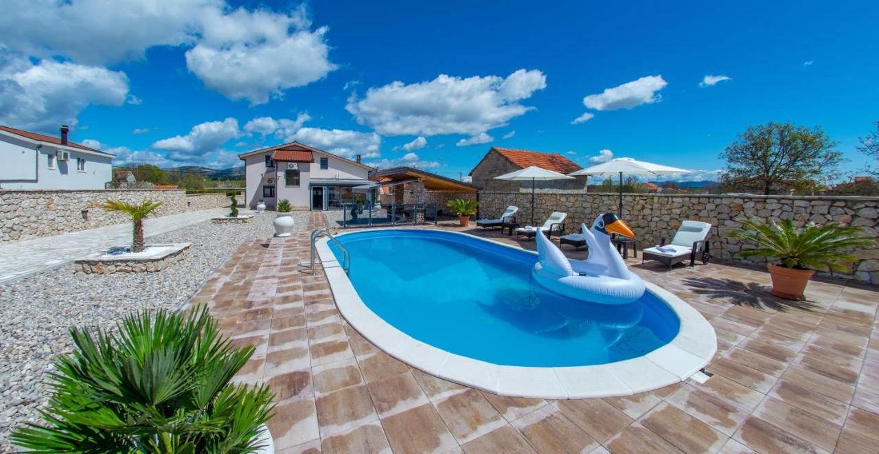 Villa Plavota Ljubuski Exterior photo
