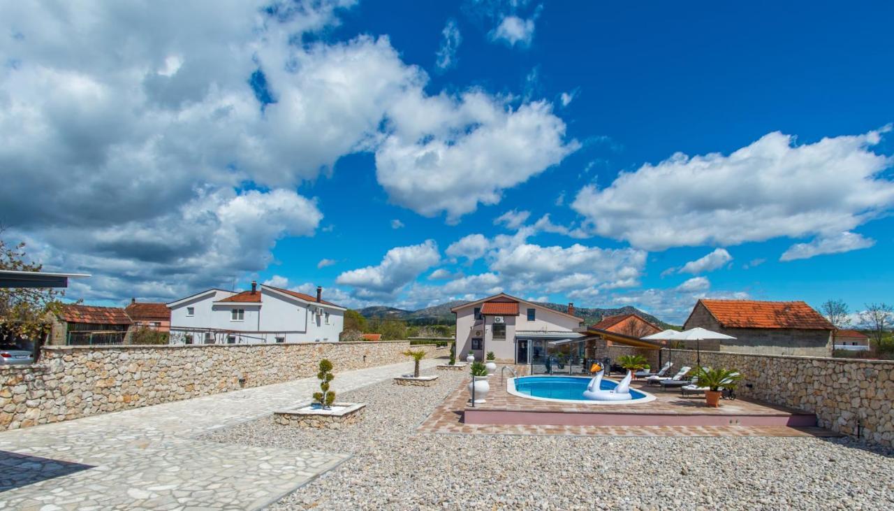 Villa Plavota Ljubuski Exterior photo